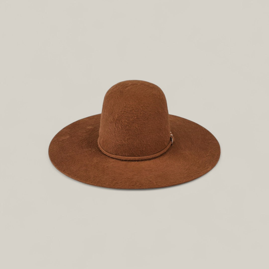 The 10X Grizzly - Tacchino is a wide-brimmed brown felt hat with a rounded crown and slim matching band, displayed on a light beige background—ideal for anyone seeking luxury or stylish open crown felt hats.