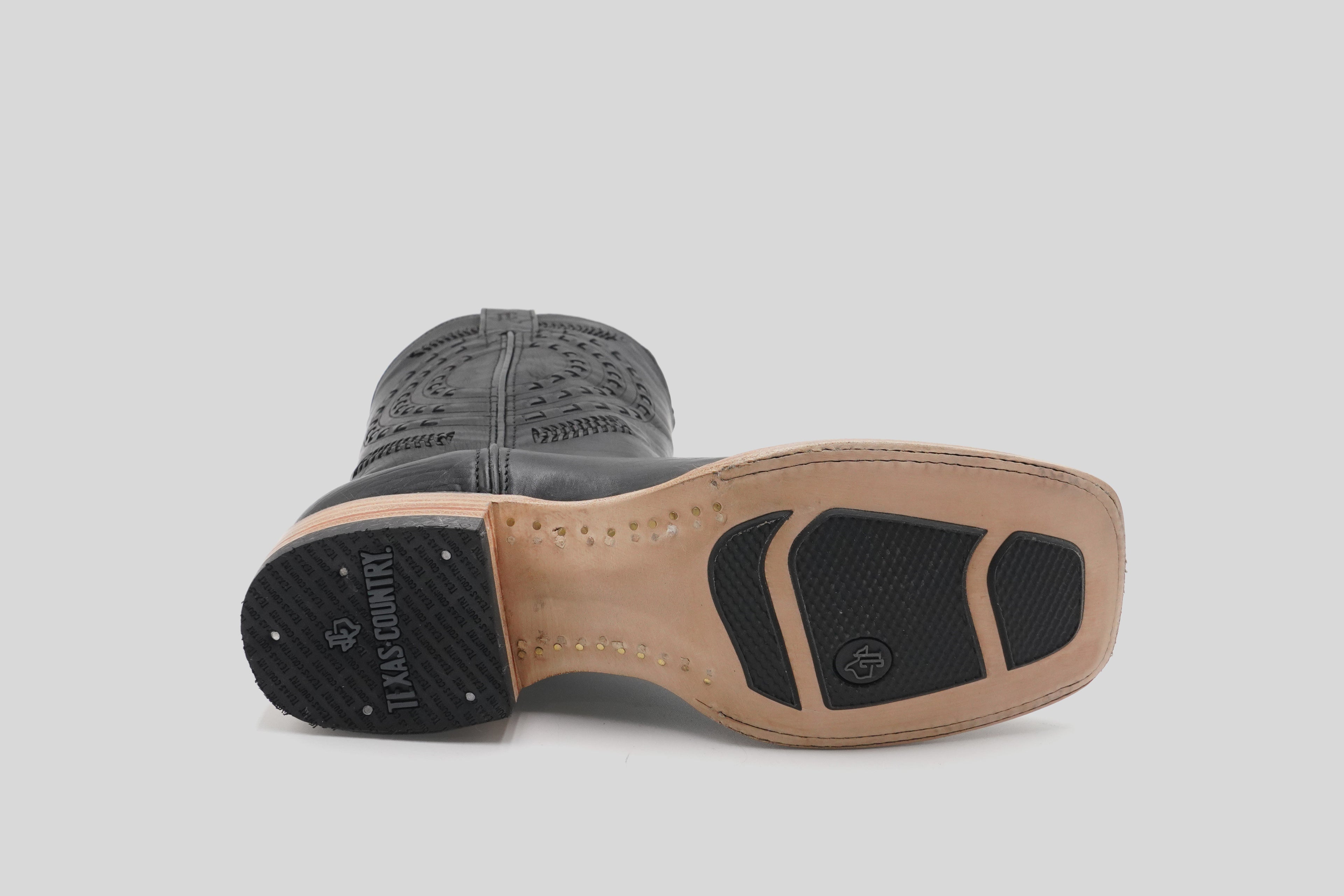 Cleyton Black - Punta Cuadrada (E944)