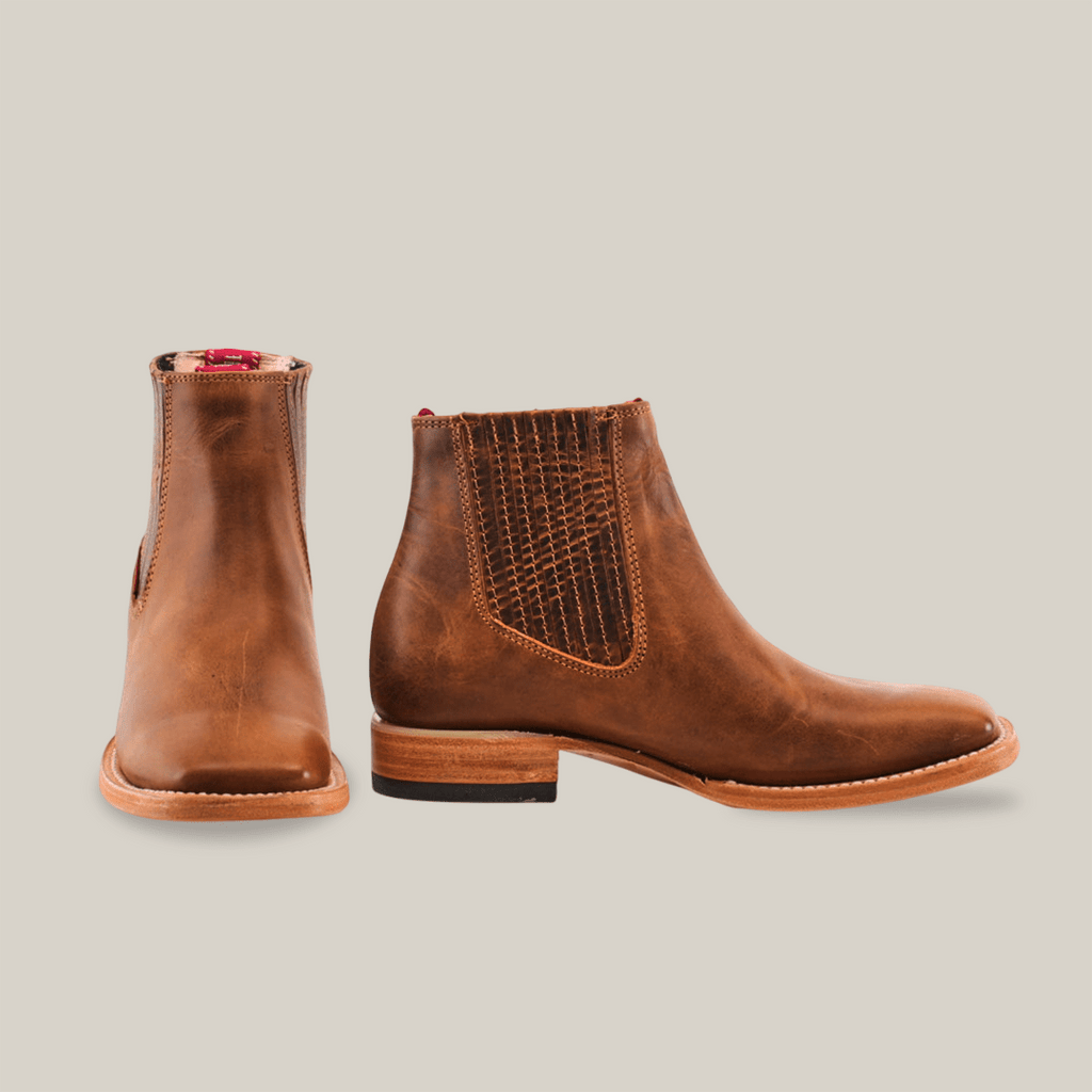 E1200 Joven Avejentado Miel - Gomez Western Wear