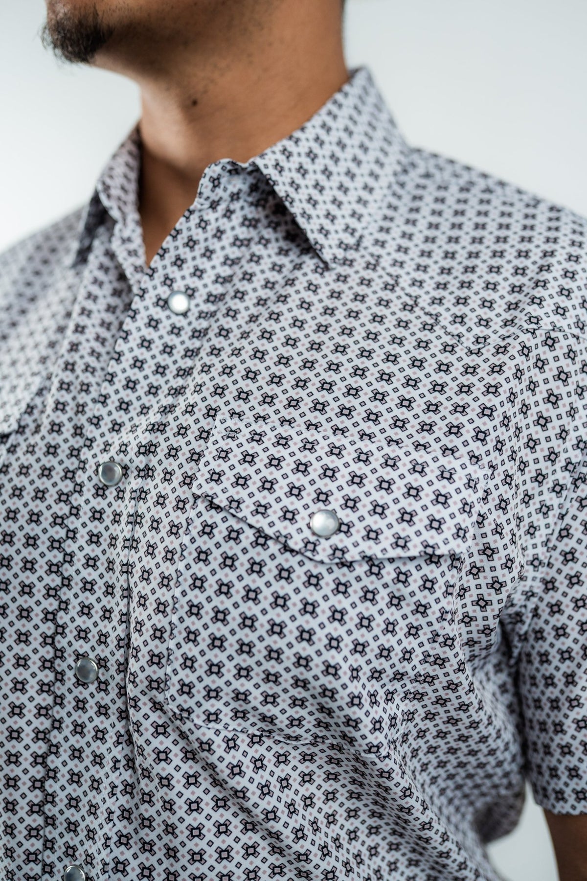 Texas Country - White Geometric Pearl Snap Short Sleeve Shirt (RT101S/T #1103) - Gomez Western Wear